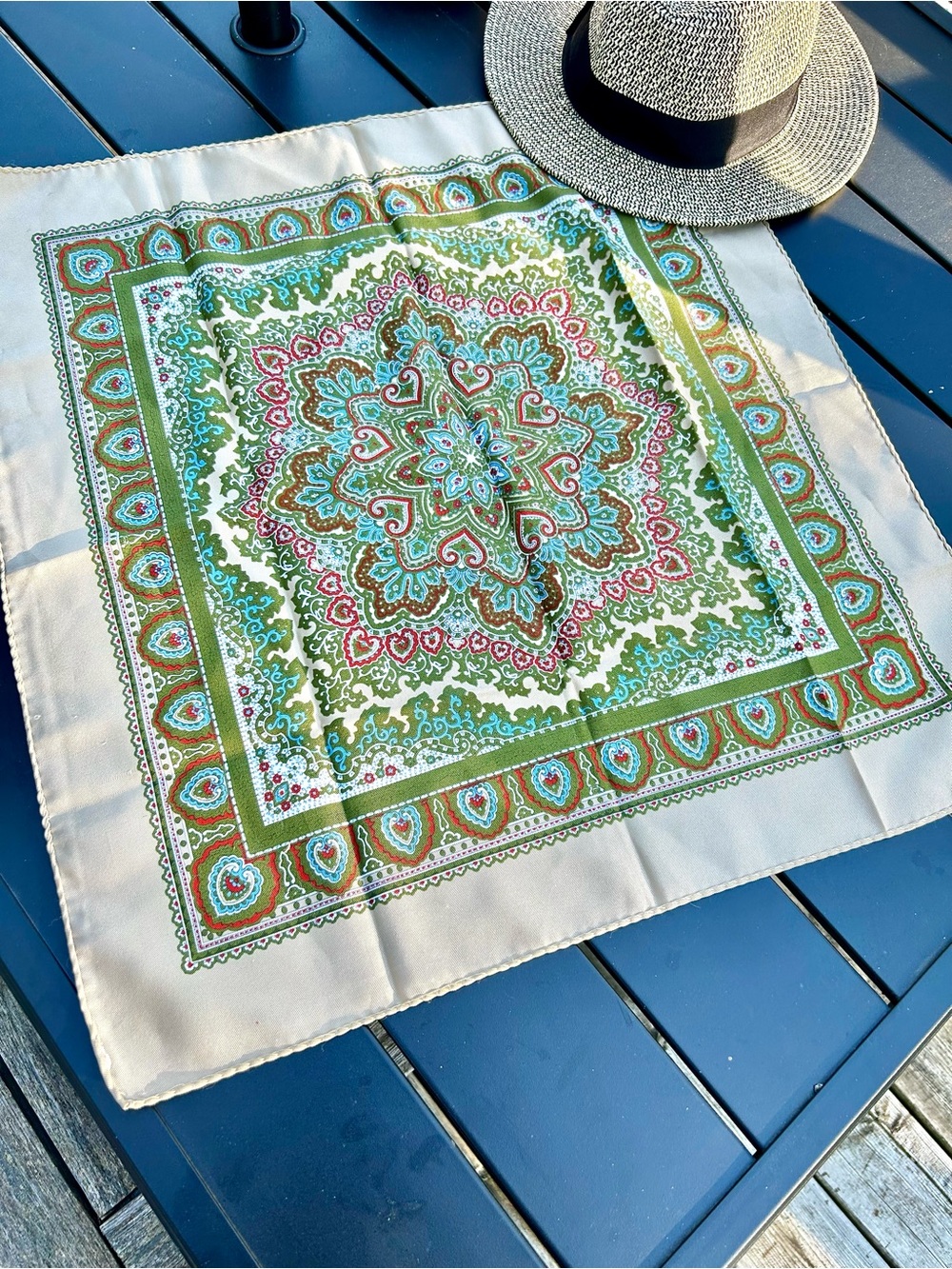 Paisley boho scarf/wrap Green & Cream w southwestern country Gypsy vibe